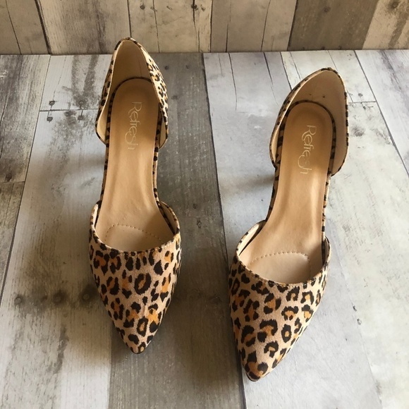 Refresh Shoes - NWOT Refresh Twinkle Animal Print Pumps Size 7